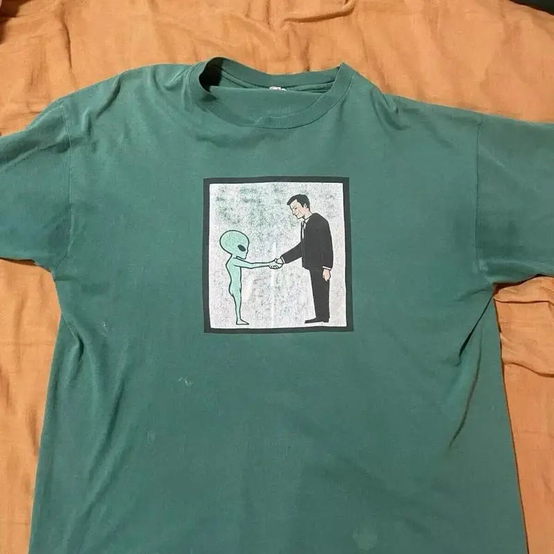 90s Helmet Band T Shirt Alien  - đánh giá và giá Band Tee Faded 90S