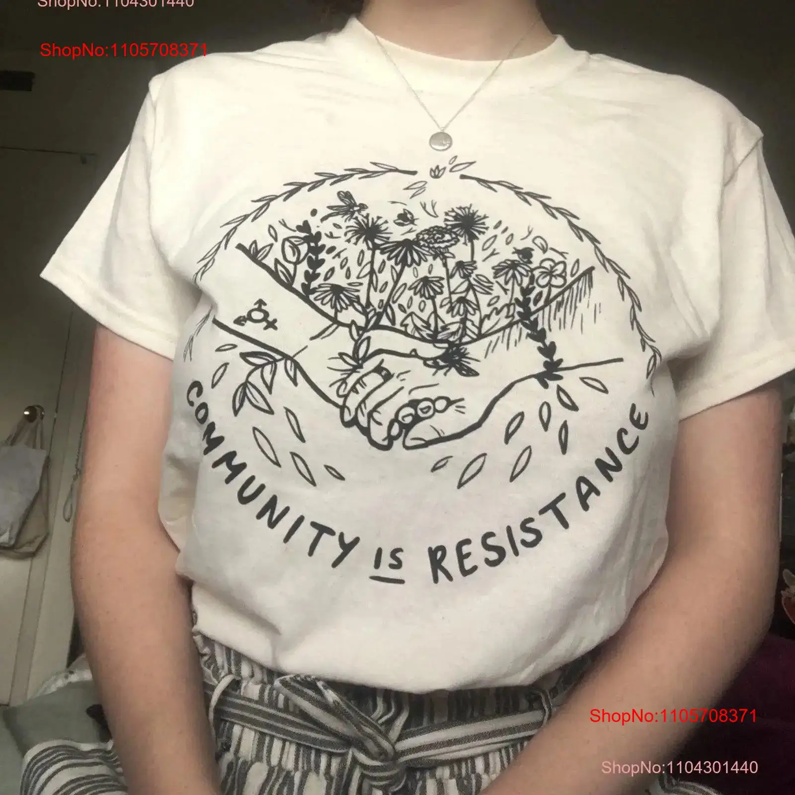 community is resistance T Shir - đánh giá và giá Vintage Fashion Community