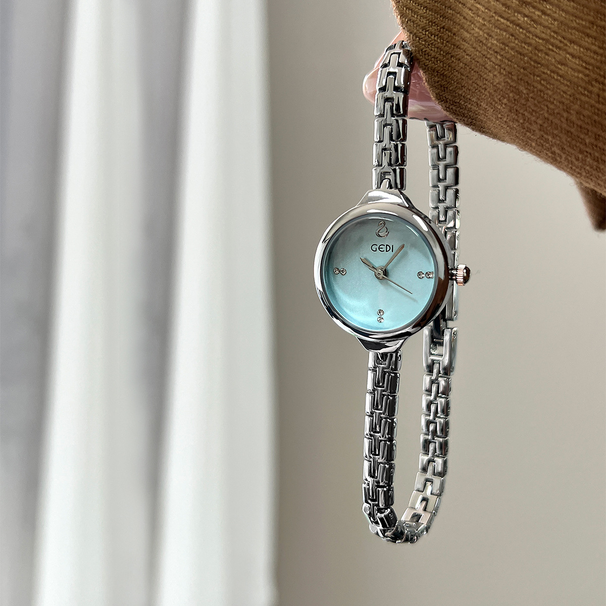 New watch vintage light luxury - đánh giá và giá Vintage Fashion Watches