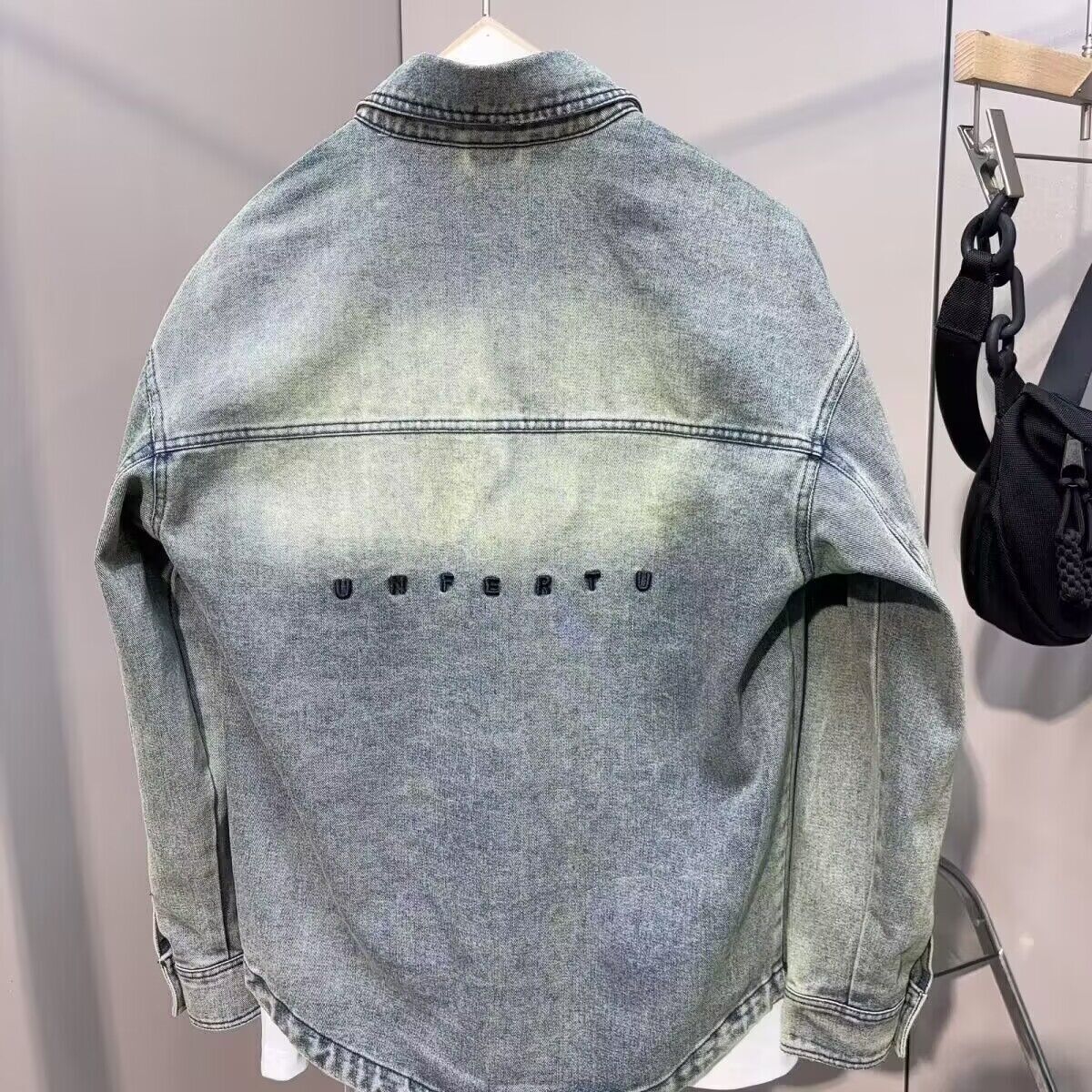 Vintage Clean fit Spring Autum - đánh giá và giá Vintage Fashion Hong Kong